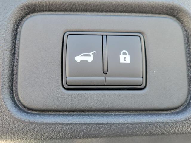 new 2025 Nissan Pathfinder car, priced at $43,805