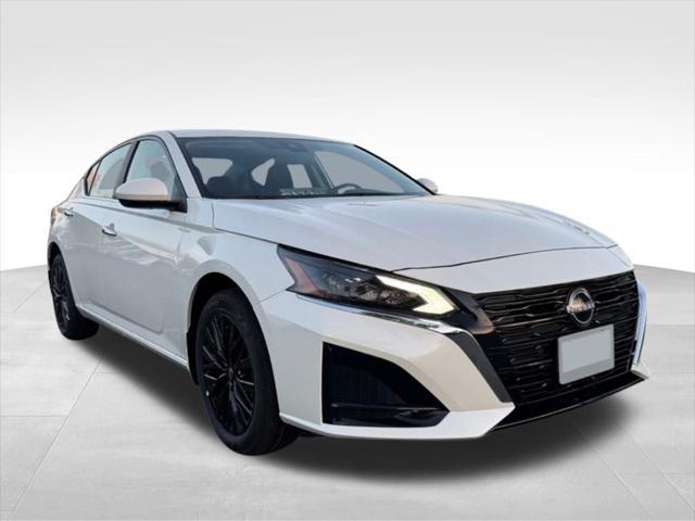 new 2025 Nissan Altima car, priced at $30,590