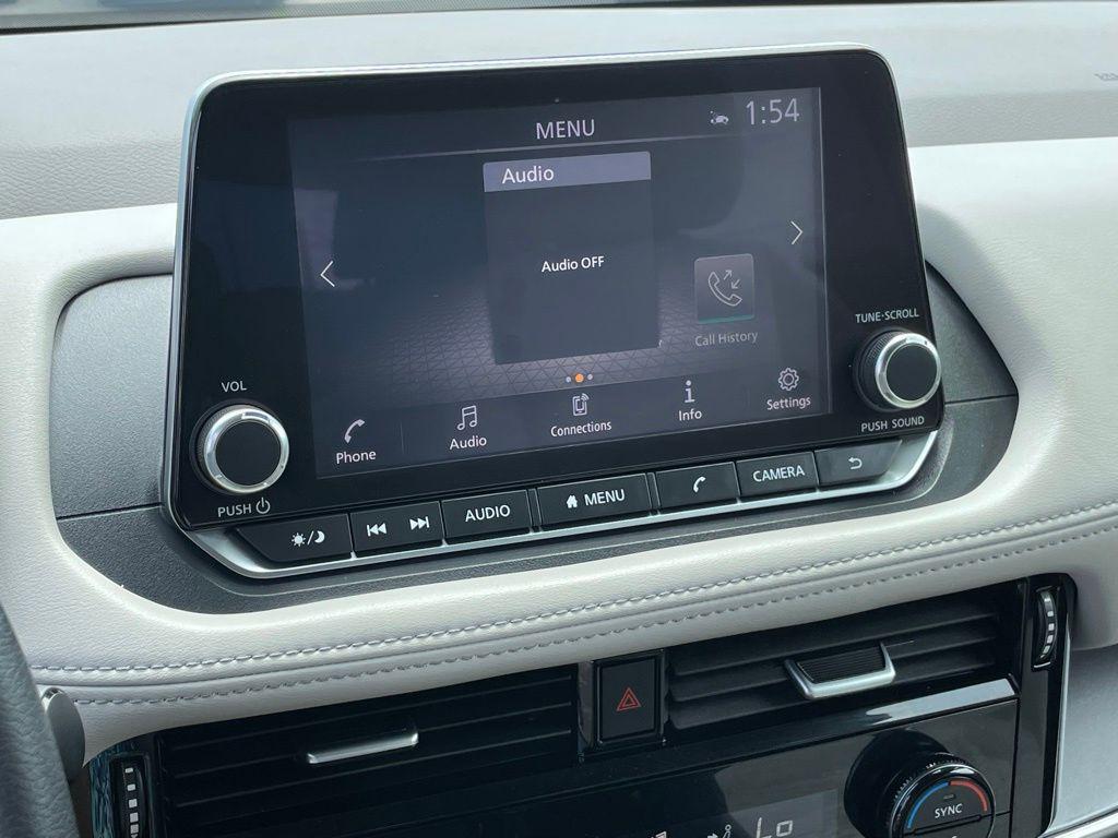 used 2022 Nissan Rogue car, priced at $23,885