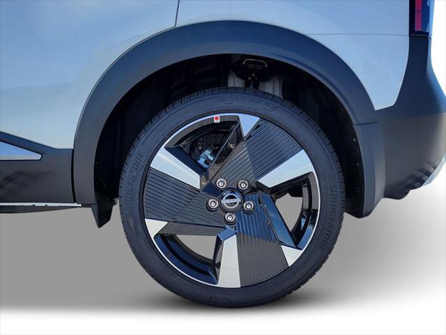 new 2025 Nissan Kicks car, priced at $29,215
