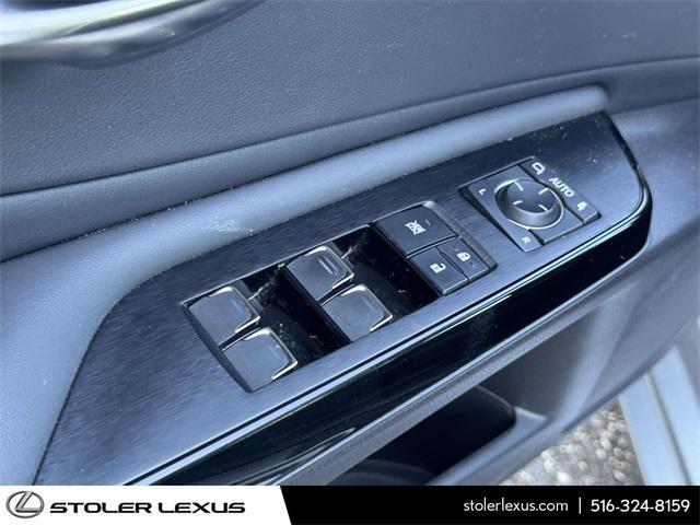 used 2023 Lexus ES 300h car, priced at $37,000