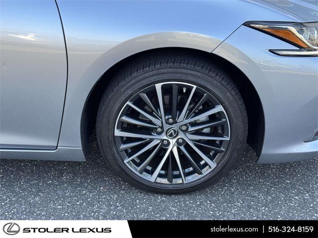 used 2023 Lexus ES 300h car, priced at $37,000