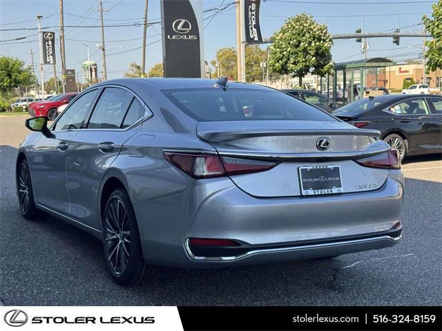 used 2023 Lexus ES 300h car, priced at $37,000