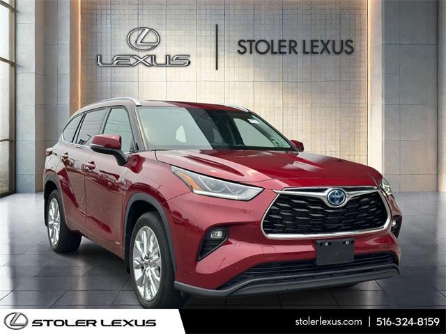 used 2023 Toyota Highlander Hybrid car, priced at $45,000