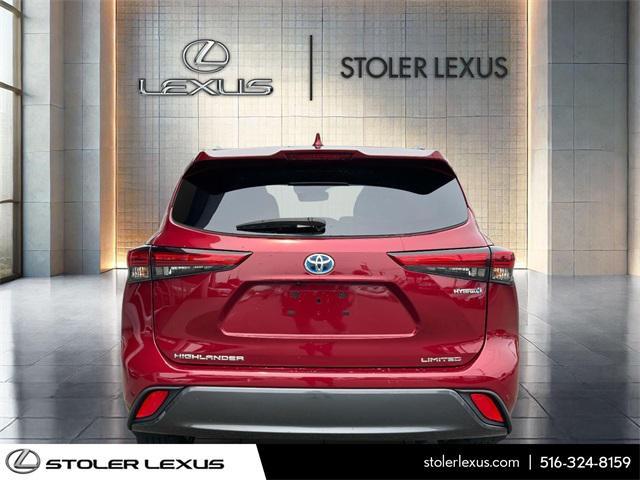 used 2023 Toyota Highlander Hybrid car, priced at $44,999