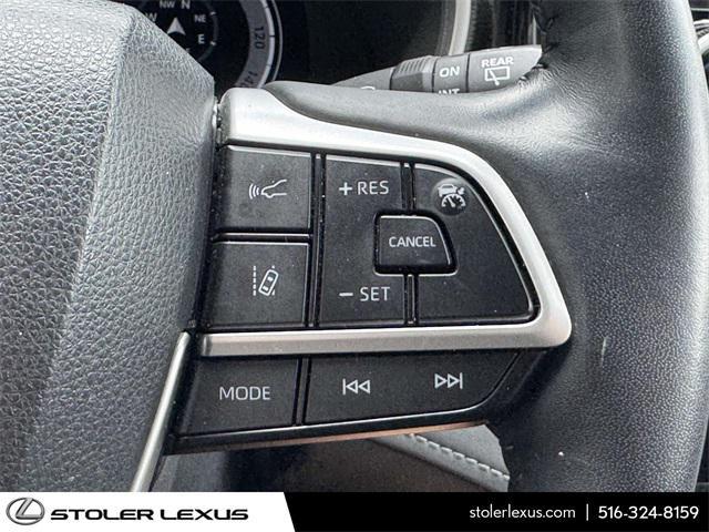 used 2023 Toyota Highlander Hybrid car, priced at $44,999