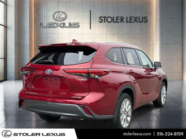 used 2023 Toyota Highlander Hybrid car, priced at $44,999