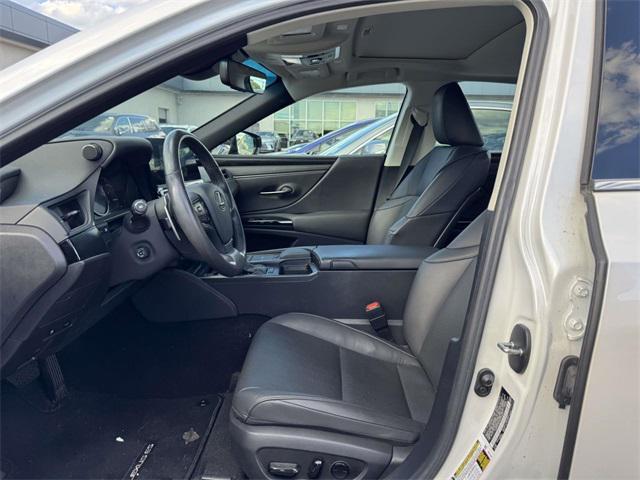 used 2022 Lexus ES 350 car, priced at $35,900