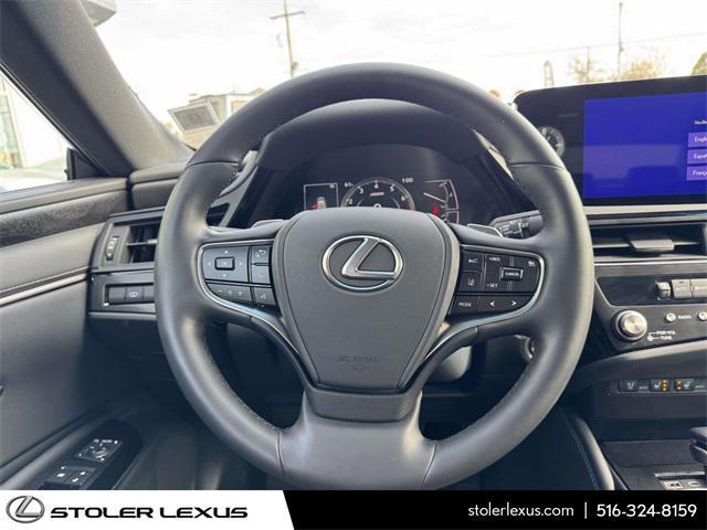 used 2025 Lexus ES 350 car, priced at $43,800