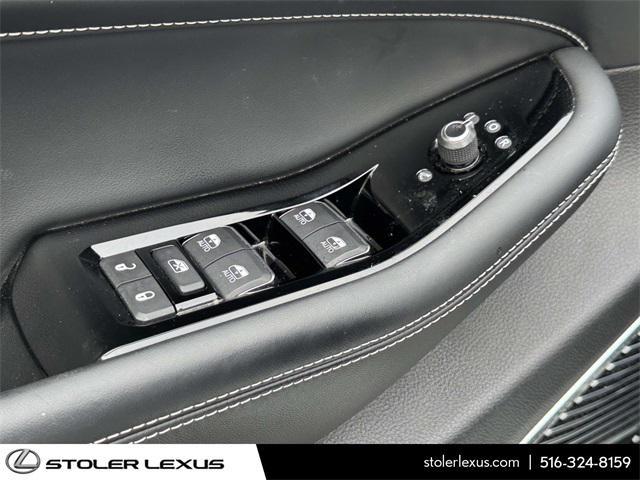 used 2022 Jeep Grand Cherokee car, priced at $41,200