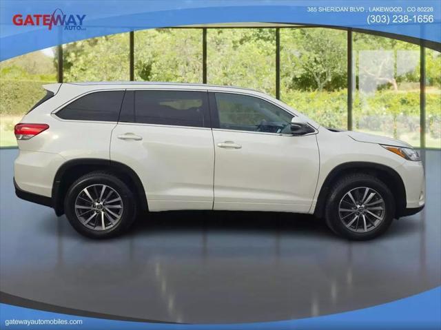 used 2018 Toyota Highlander car, priced at $21,999