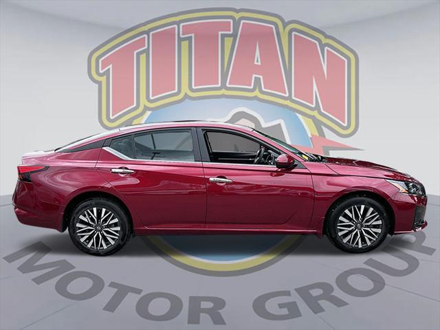 used 2023 Nissan Altima car, priced at $21,659