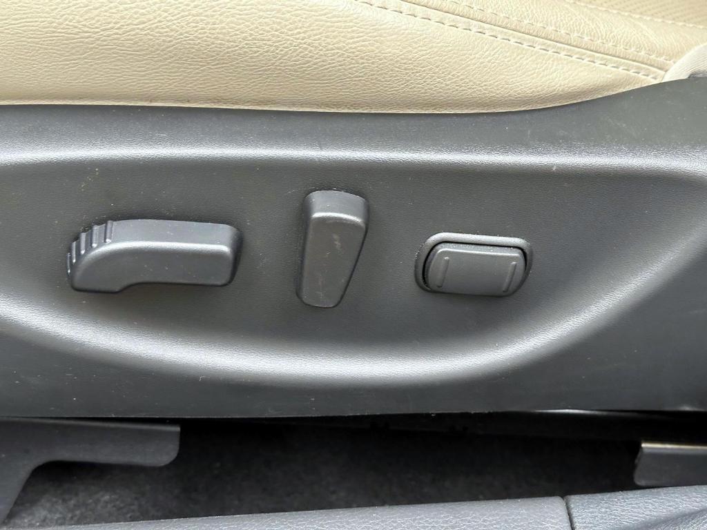 used 2023 Nissan Maxima car, priced at $23,980