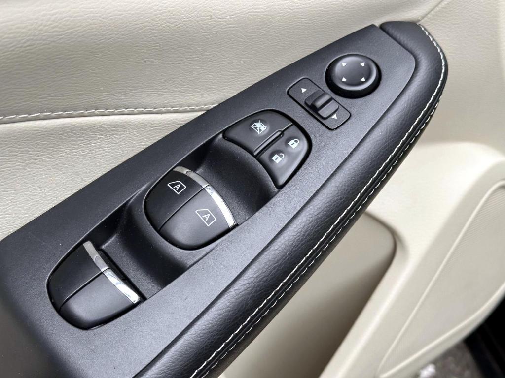 used 2023 Nissan Maxima car, priced at $23,980