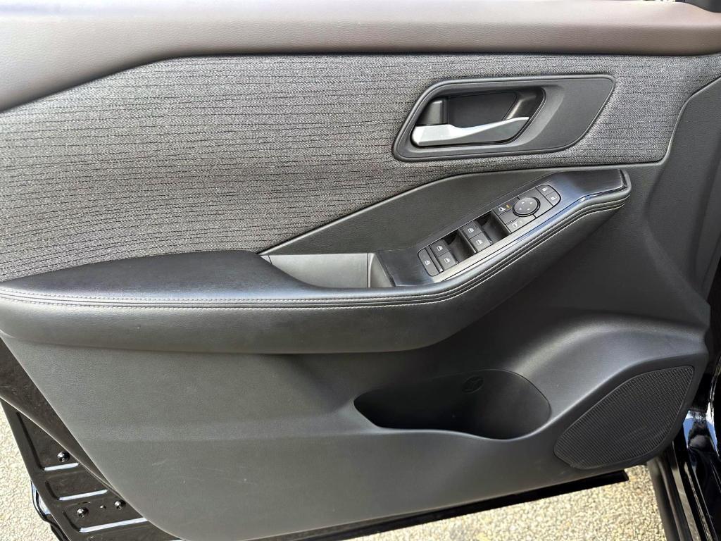 used 2021 Nissan Rogue car, priced at $19,107