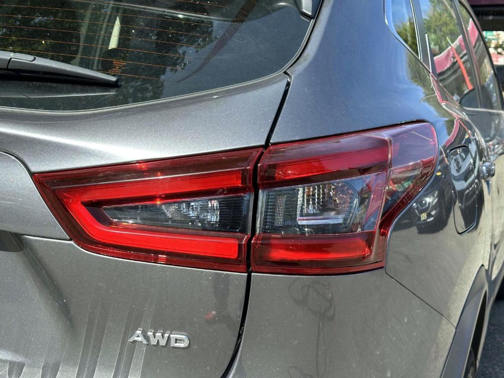 used 2022 Nissan Rogue Sport car, priced at $20,980