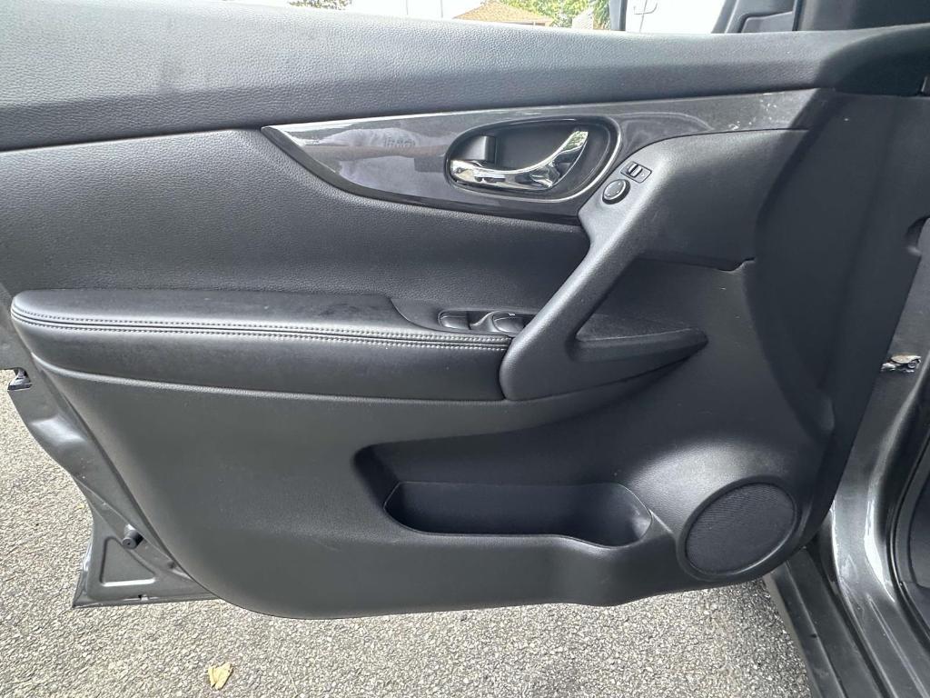 used 2020 Nissan Rogue car, priced at $16,980