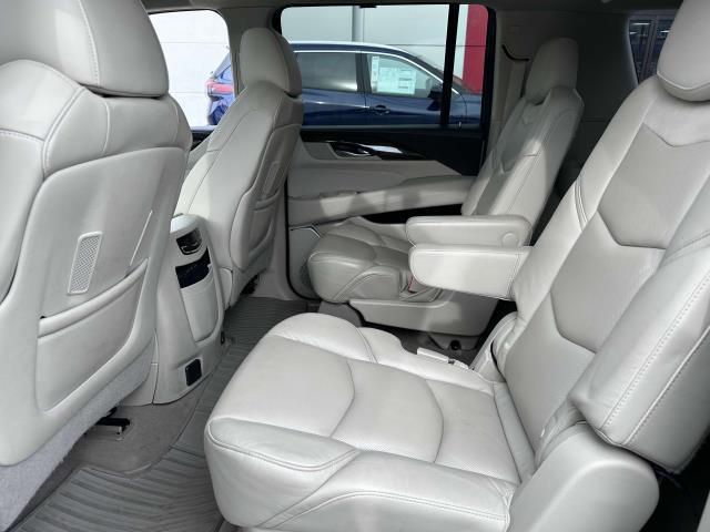 used 2019 Cadillac Escalade ESV car, priced at $42,980