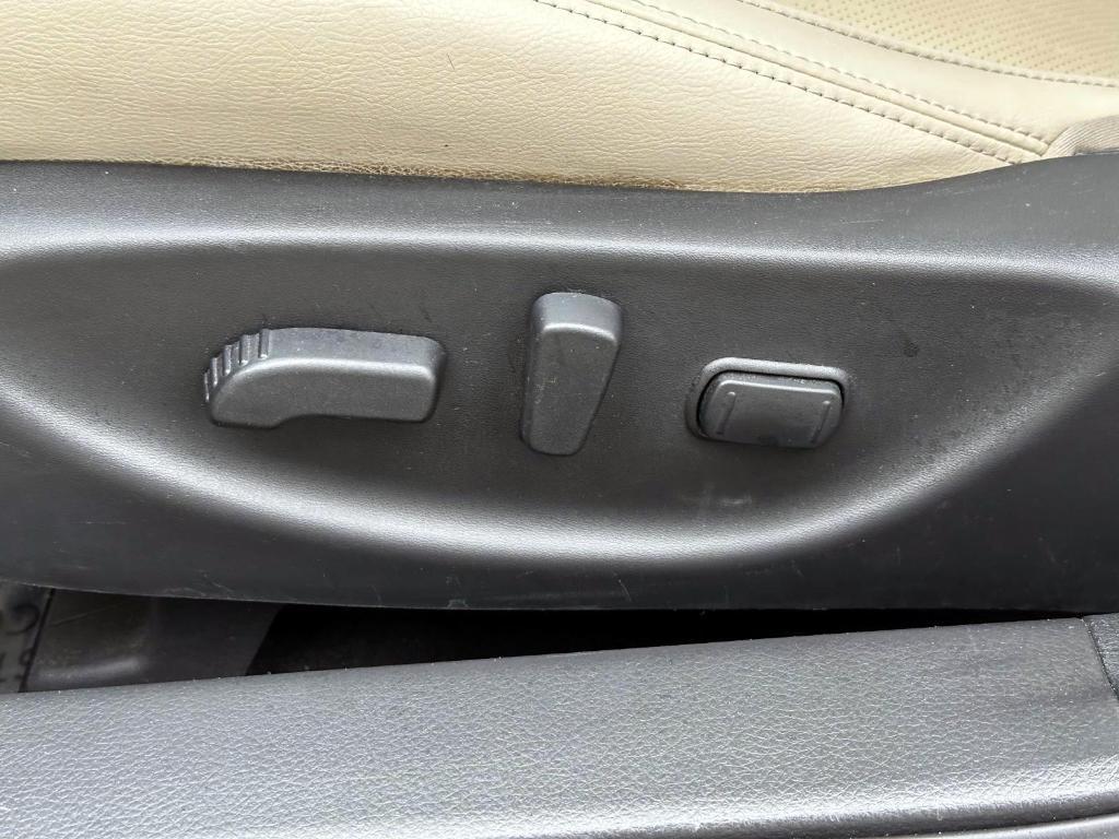 used 2016 Nissan Maxima car, priced at $16,976