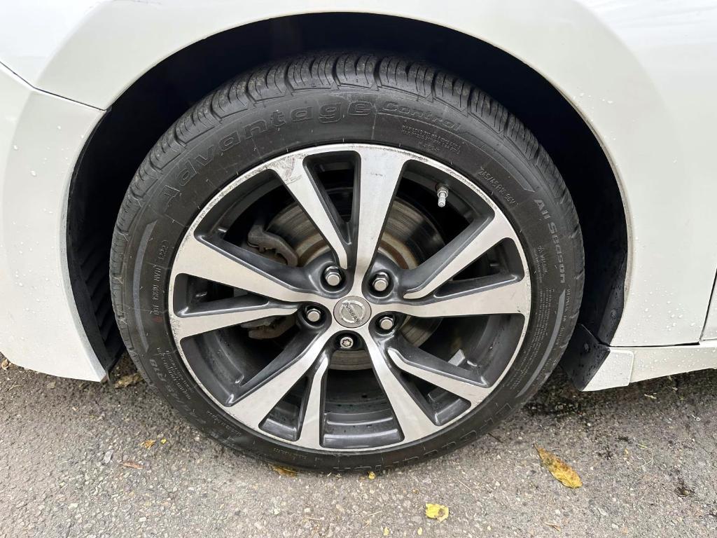 used 2016 Nissan Maxima car, priced at $16,976