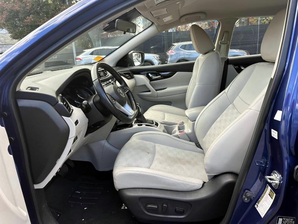 used 2022 Nissan Rogue Sport car, priced at $19,629