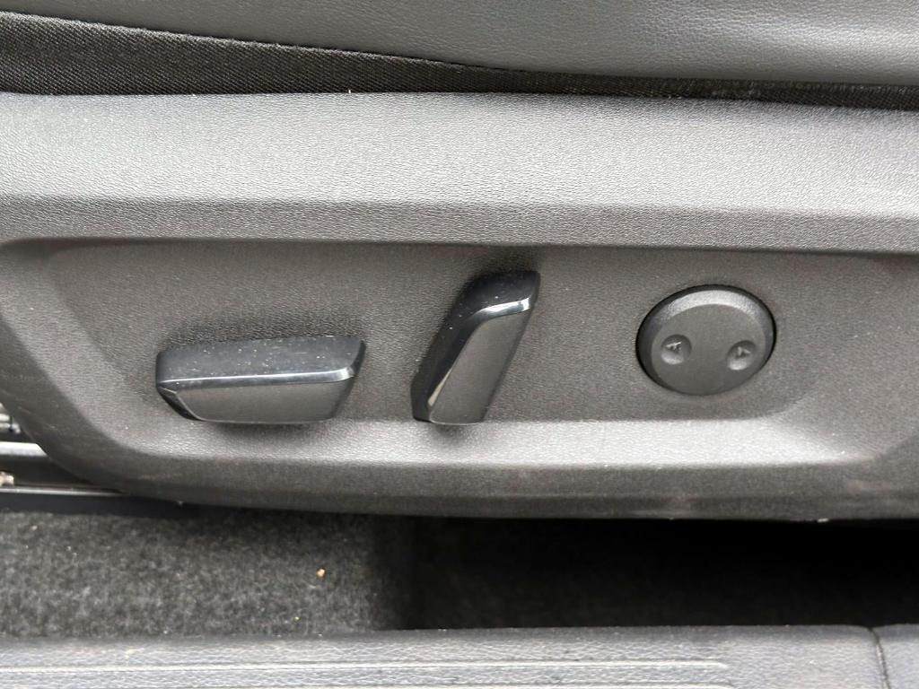 used 2021 Nissan Rogue car, priced at $15,978