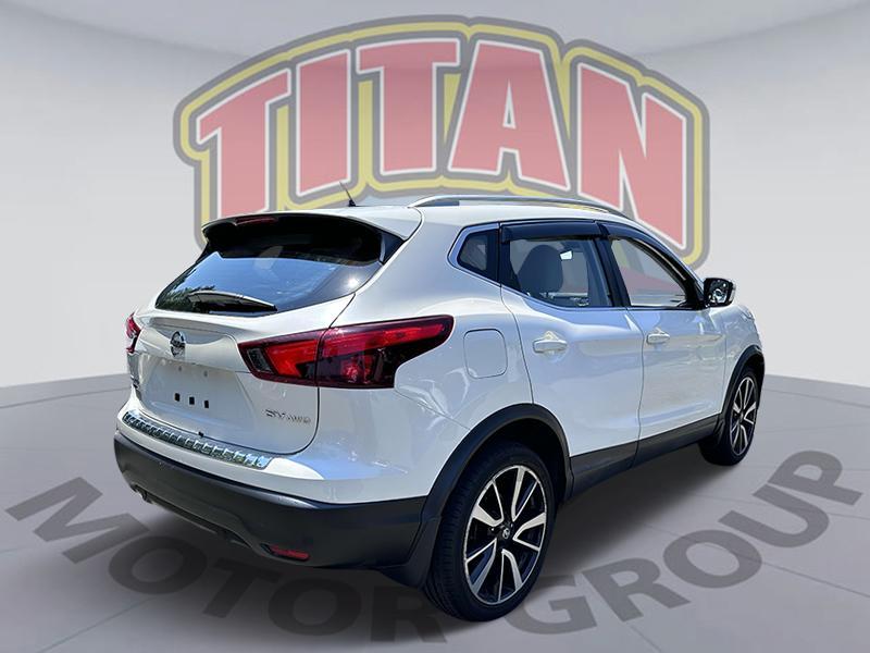 used 2019 Nissan Rogue Sport car, priced at $17,878