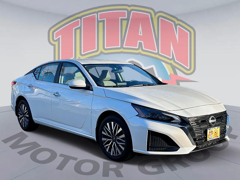 used 2023 Nissan Altima car, priced at $21,480