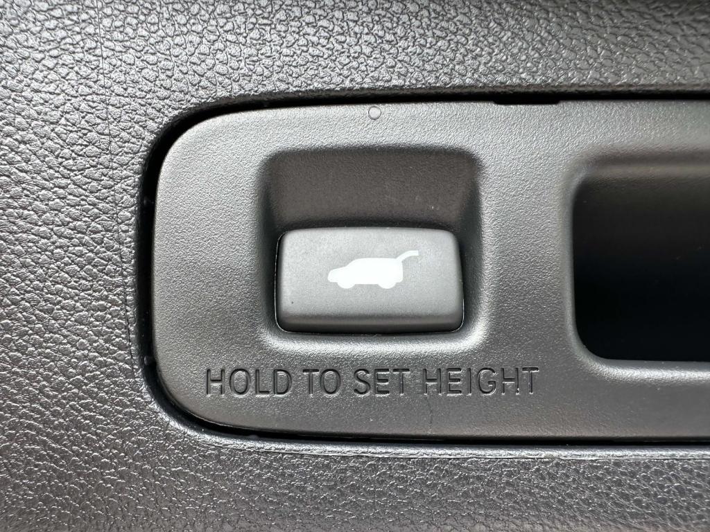 used 2020 Honda CR-V car, priced at $27,479