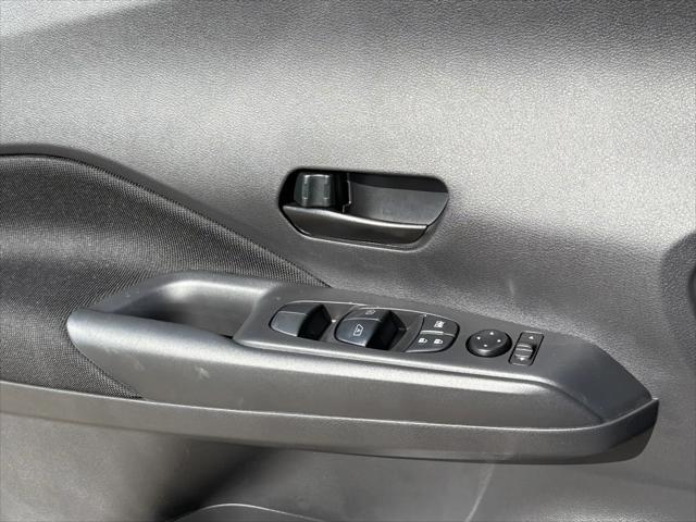 new 2025 Nissan Kicks car, priced at $23,760
