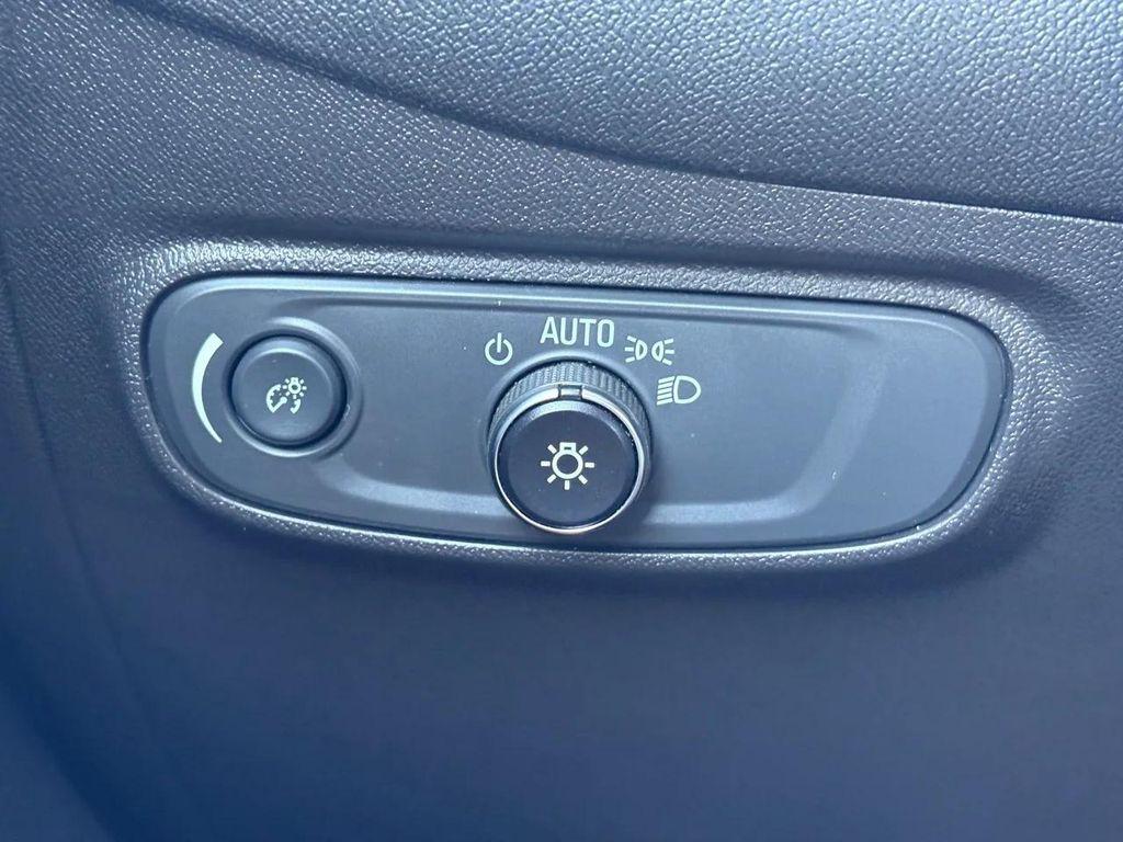 used 2024 Chevrolet Equinox car, priced at $17,222