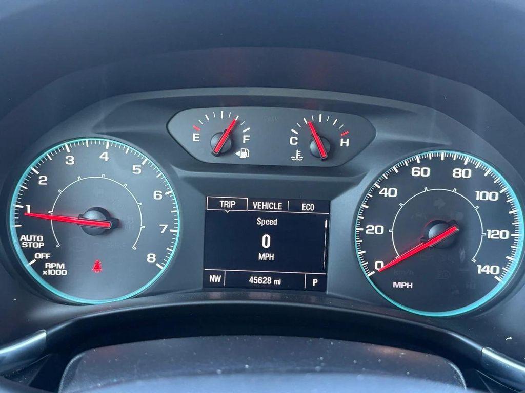 used 2024 Chevrolet Equinox car, priced at $17,222