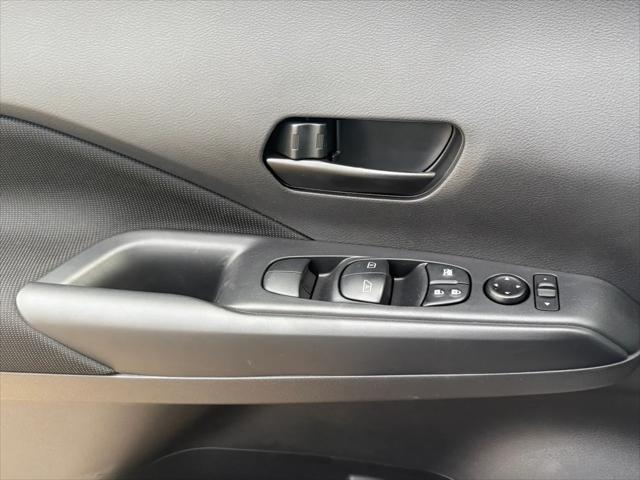 new 2025 Nissan Kicks car, priced at $23,307