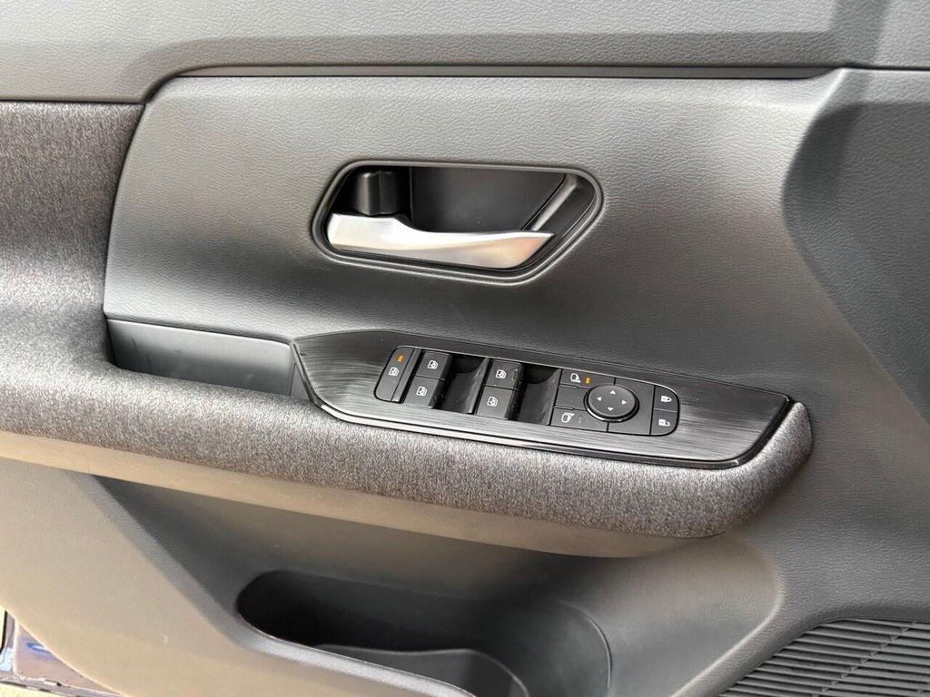 new 2025 Nissan Kicks car, priced at $24,351