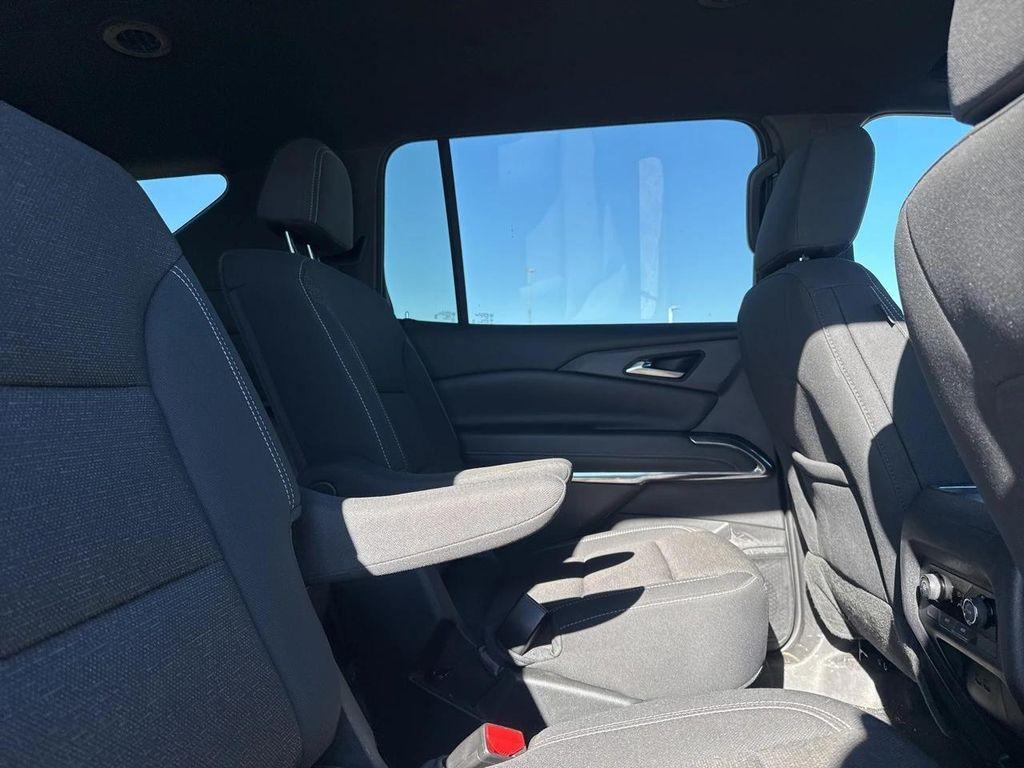 used 2025 Chevrolet Traverse car, priced at $38,489