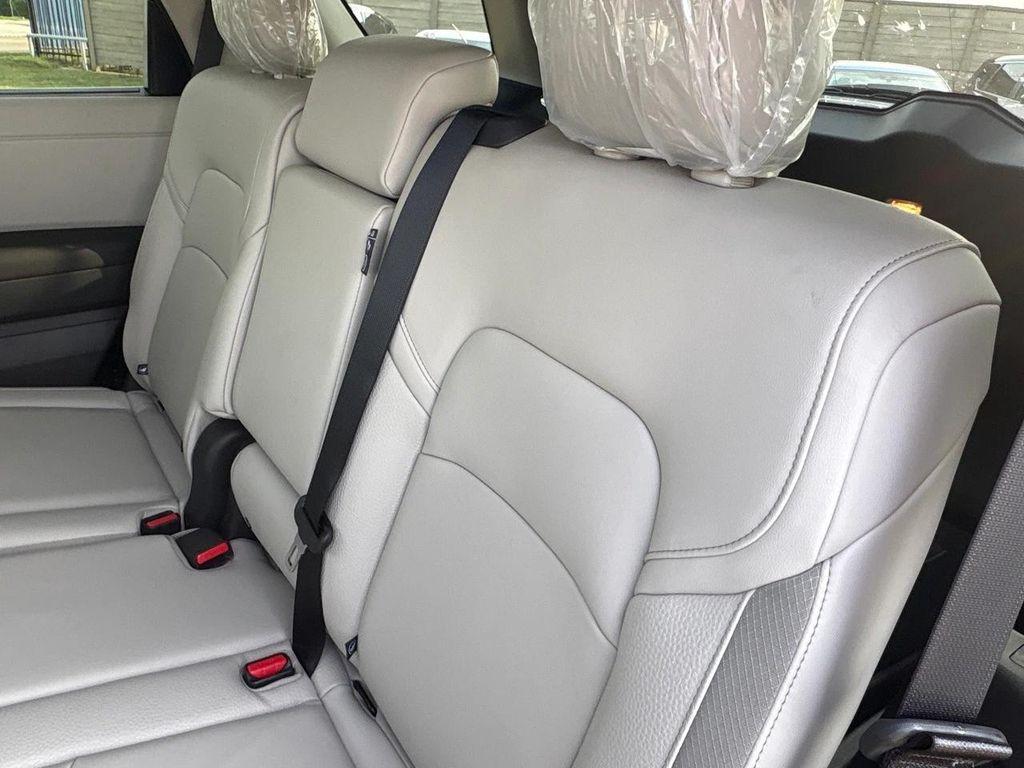 new 2025 Nissan Pathfinder car, priced at $33,339