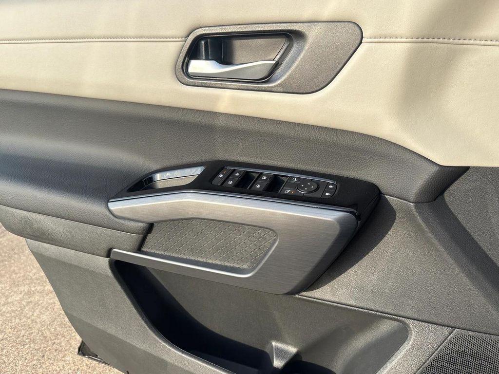 new 2025 Nissan Pathfinder car, priced at $33,339