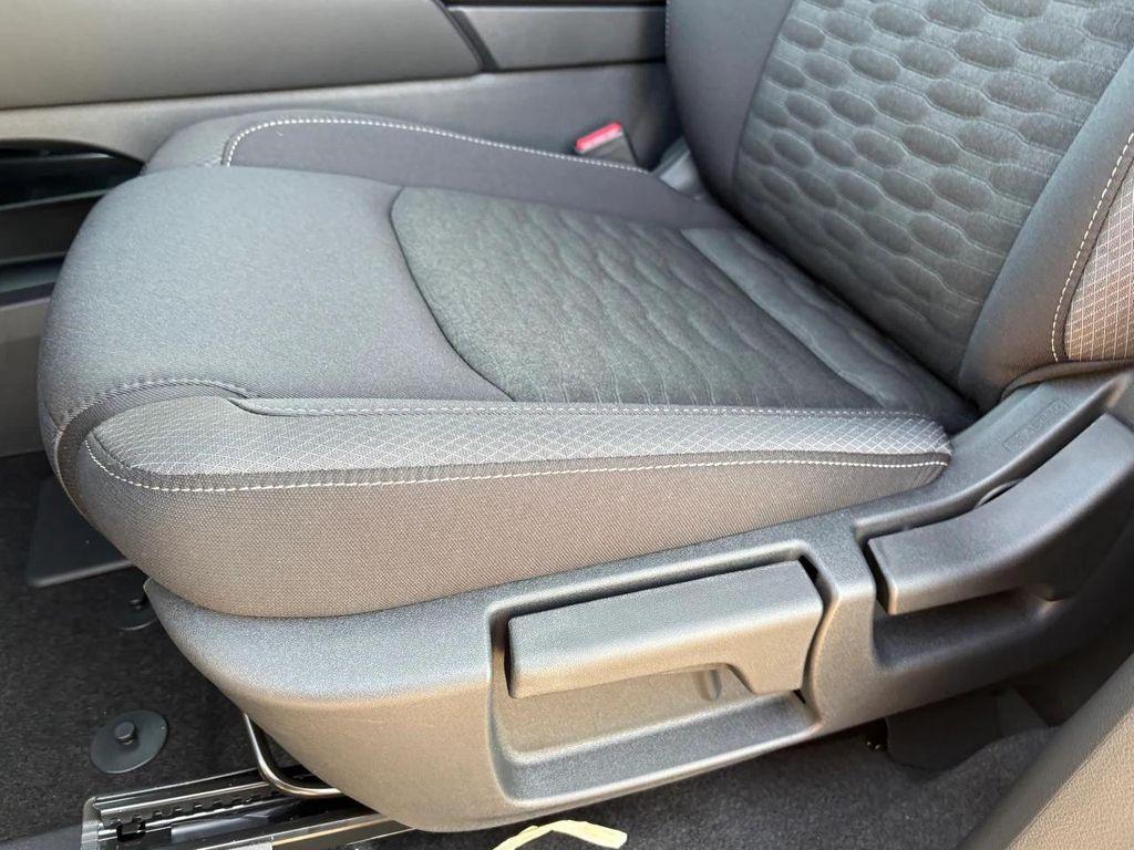 new 2025 Nissan Pathfinder car, priced at $37,202