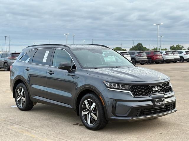 used 2022 Kia Sorento car, priced at $23,825