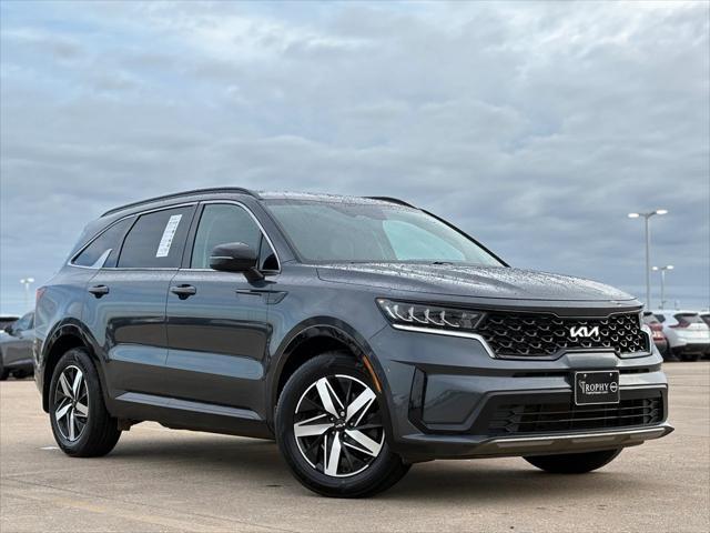 used 2022 Kia Sorento car, priced at $23,825