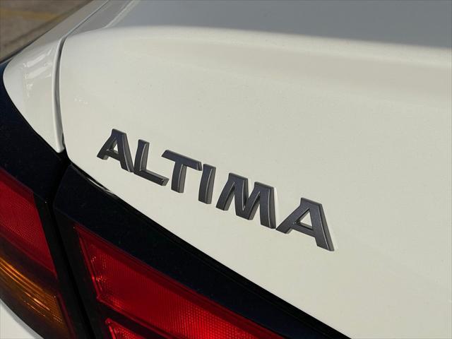 new 2025 Nissan Altima car, priced at $25,301