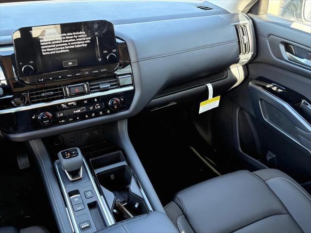 new 2025 Nissan Pathfinder car, priced at $43,785