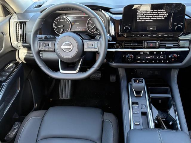 new 2025 Nissan Pathfinder car, priced at $43,785