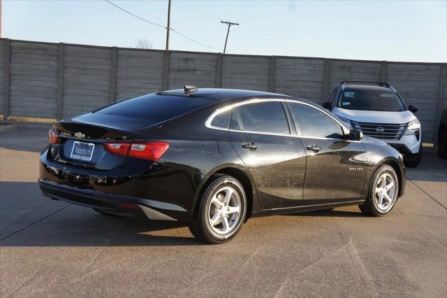 used 2018 Chevrolet Malibu car, priced at $11,991