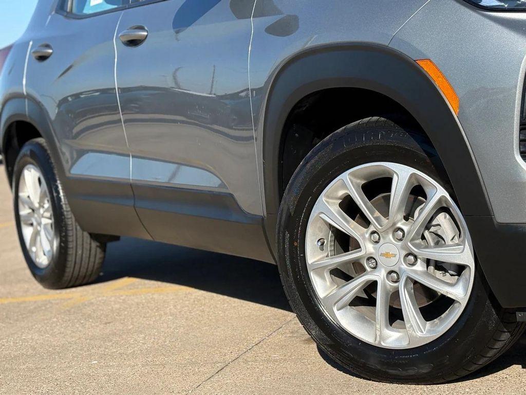 used 2024 Chevrolet TrailBlazer car, priced at $19,274