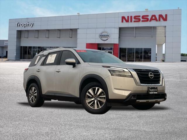 used 2022 Nissan Pathfinder car, priced at $29,990