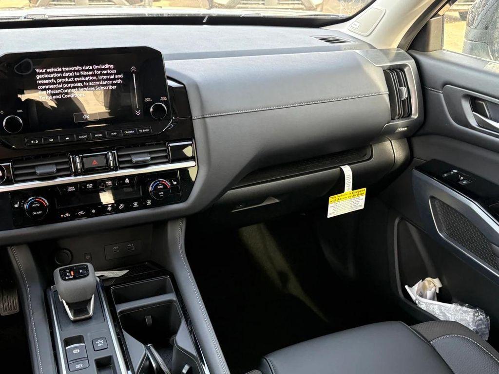 new 2025 Nissan Pathfinder car, priced at $35,904