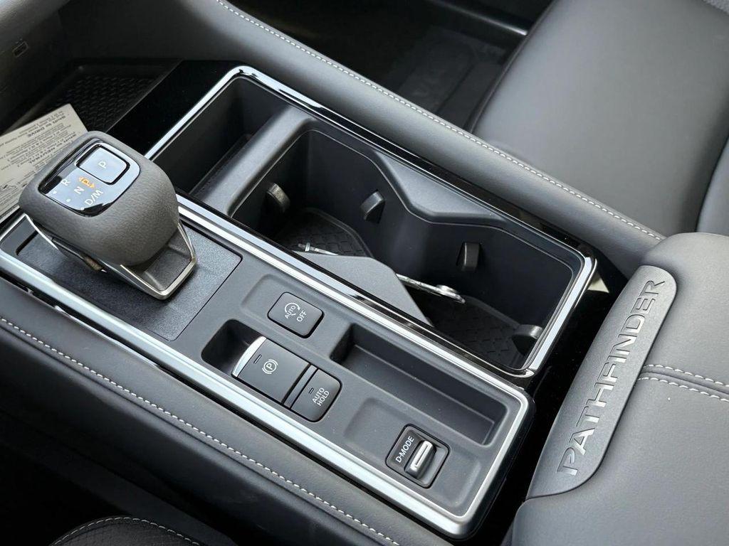 new 2025 Nissan Pathfinder car, priced at $35,904