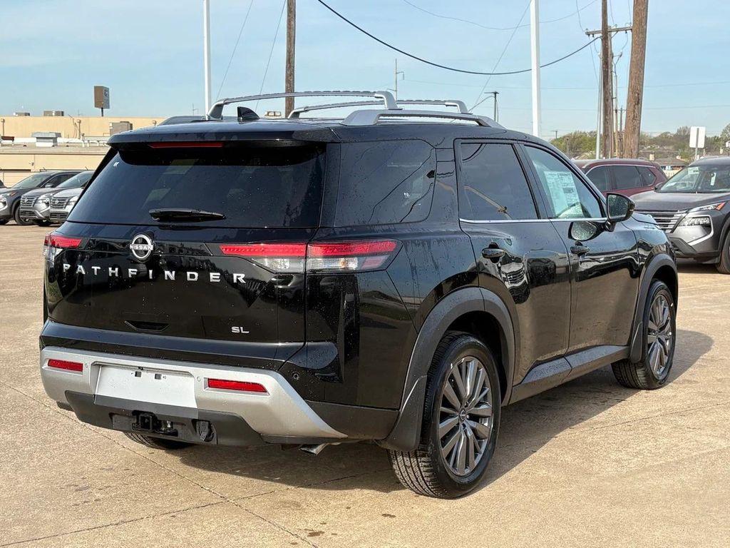 new 2025 Nissan Pathfinder car, priced at $35,904