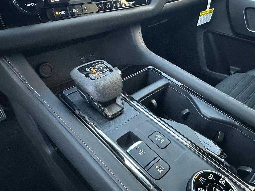 new 2025 Nissan Pathfinder car, priced at $35,162